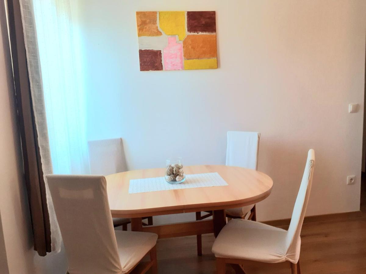 Appartement Apartman Paola à Malinska Extérieur photo